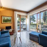 D'oro View Apartmán *