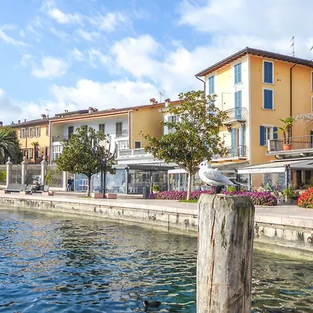 Daire D'oro View Gardone Riviera